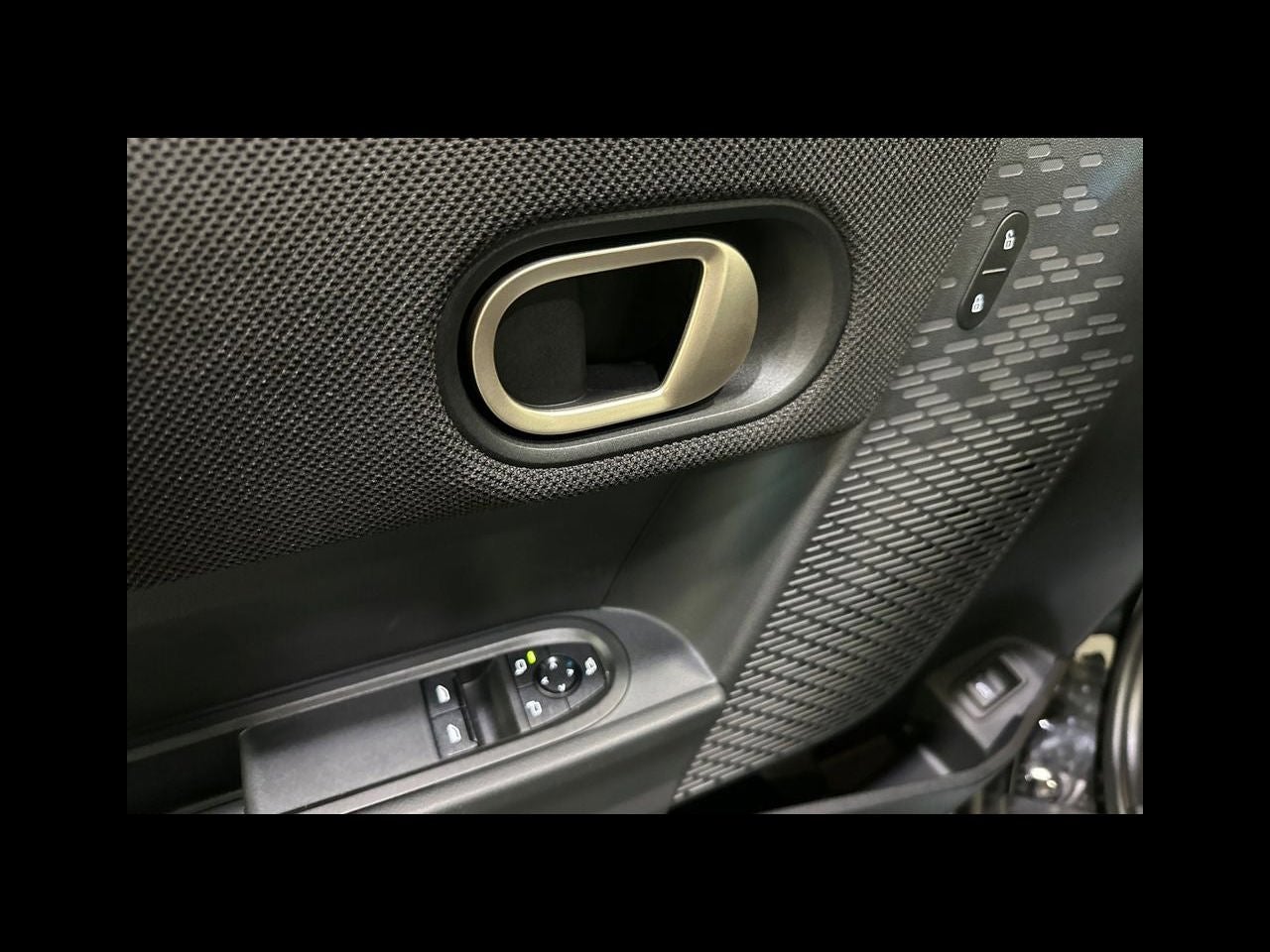 2026 MINI 2 DOOR ICONIC