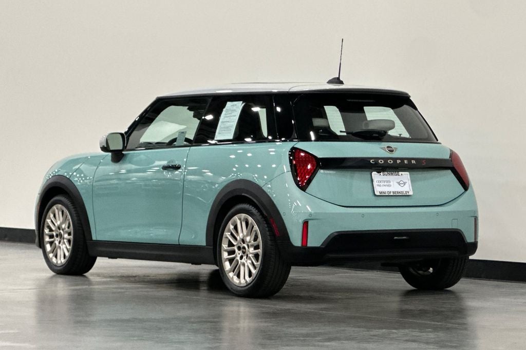 2025 MINI Cooper S Iconic