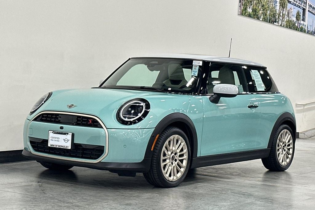 2025 MINI Cooper S Iconic