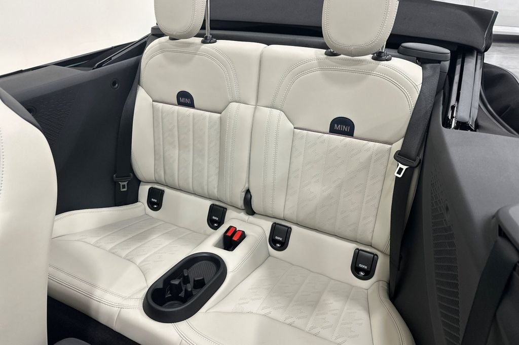 2025 MINI Cooper S Iconic