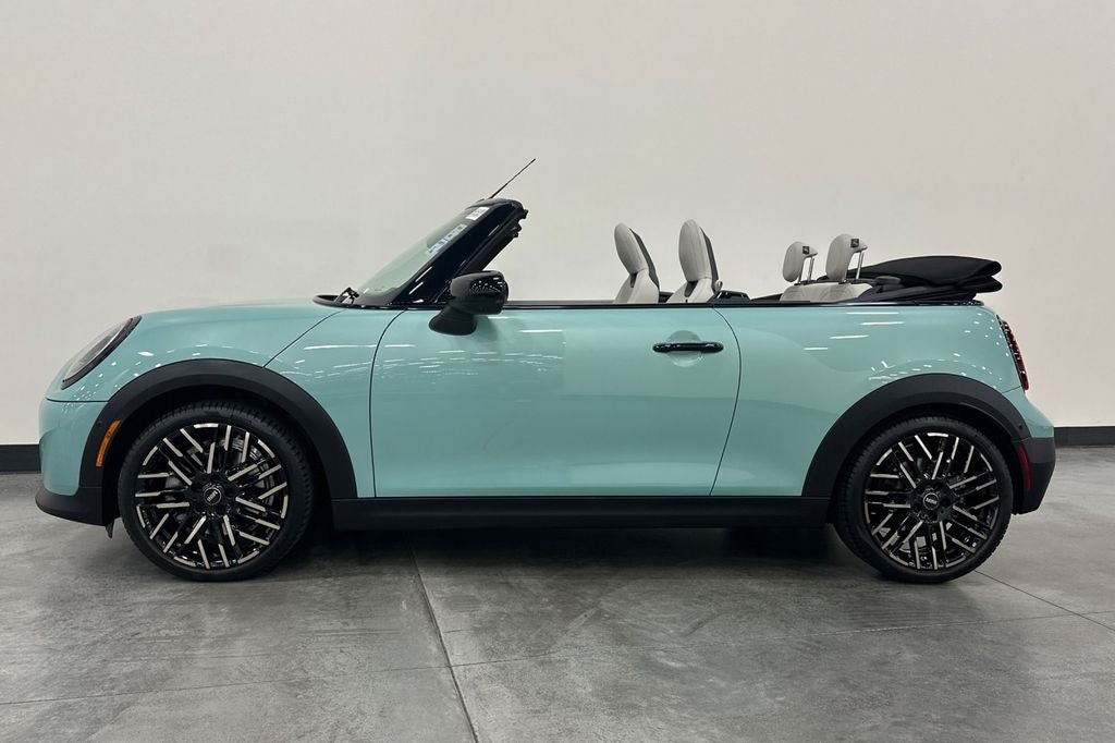 2025 MINI Cooper S Iconic