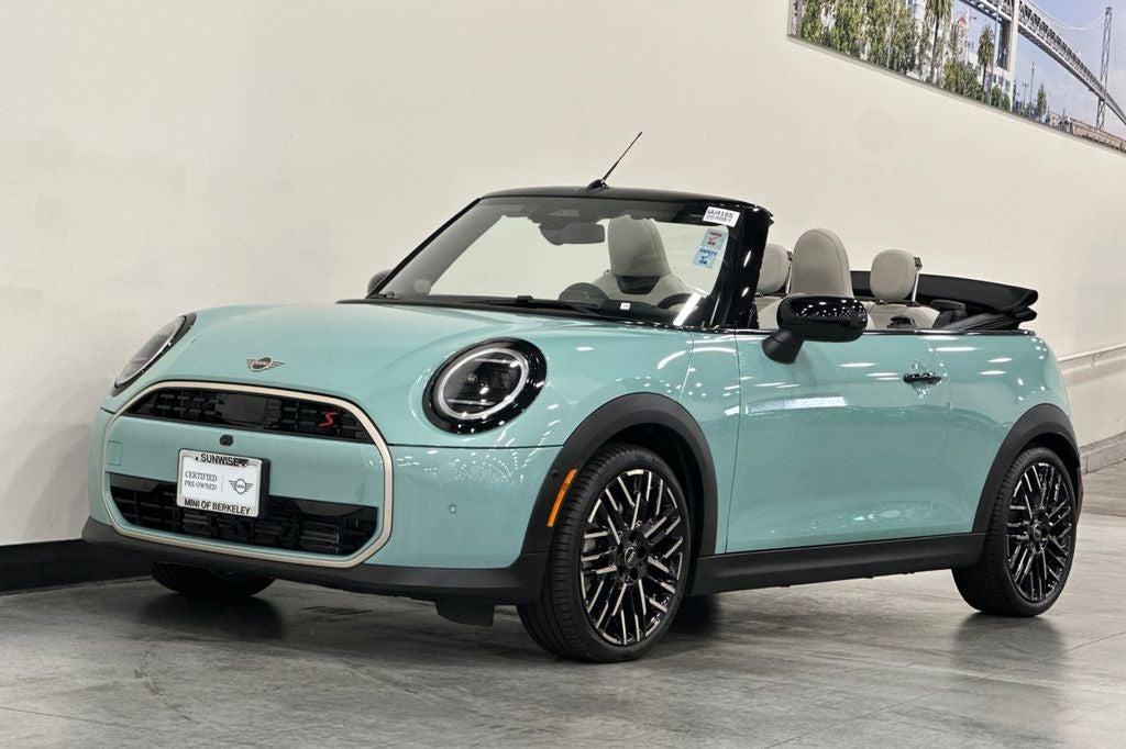 2025 MINI Cooper S Iconic