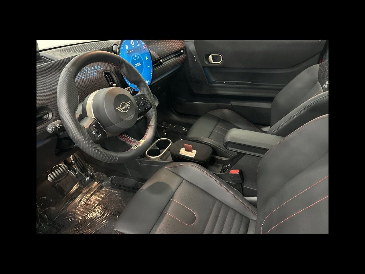 2025 MINI HARDTOP 2 DOOR Iconic