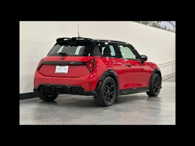 2025 MINI HARDTOP 2 DOOR Iconic