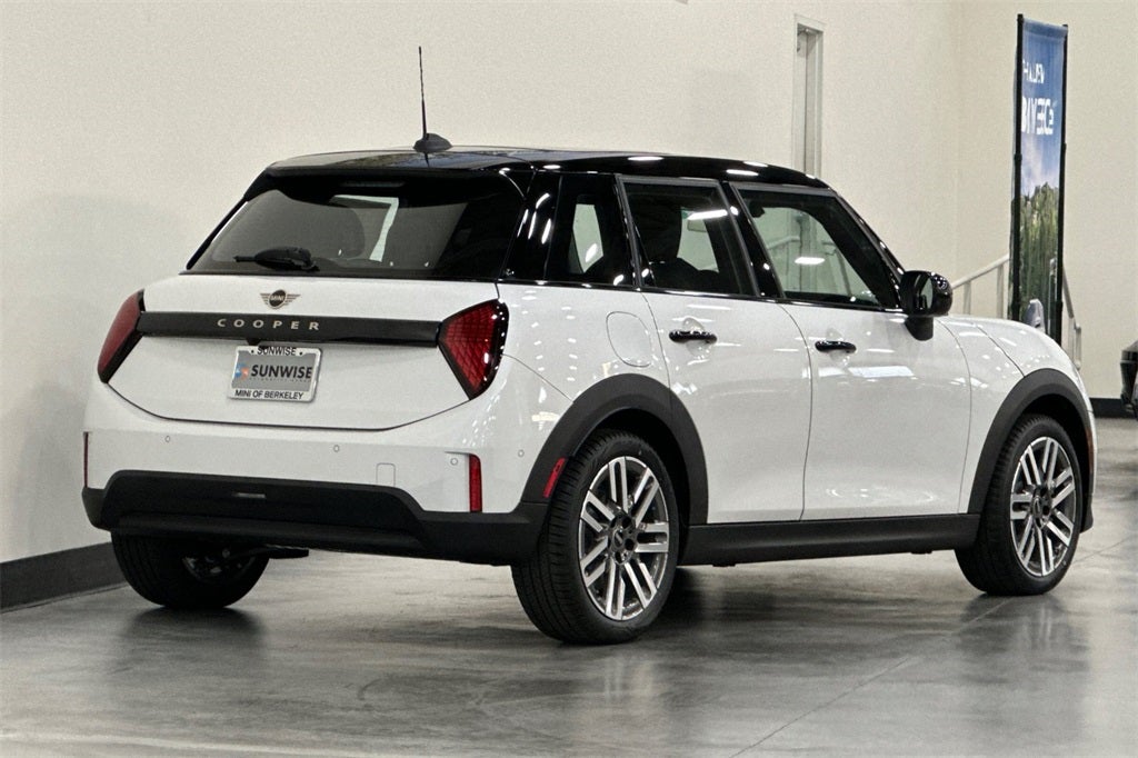 2026 MINI Hardtop 4 Door Cooper