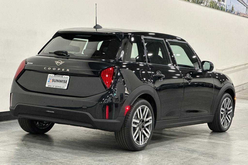 2026 MINI Cooper Cooper