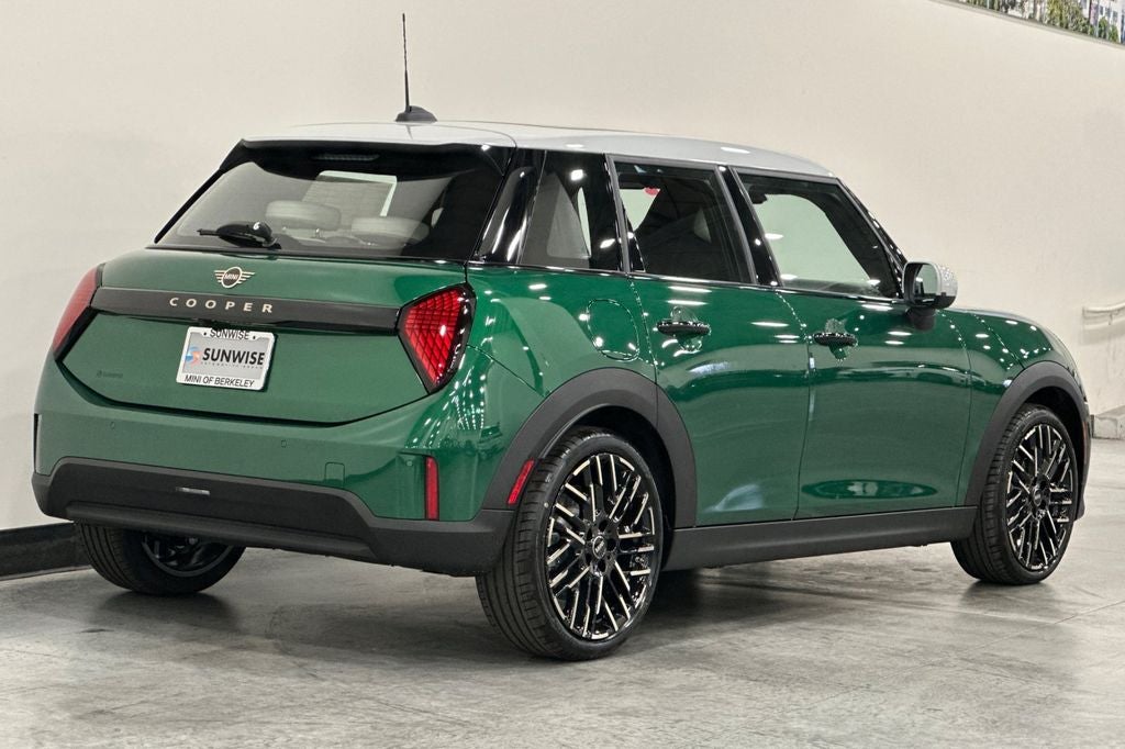 2026 MINI Cooper Cooper