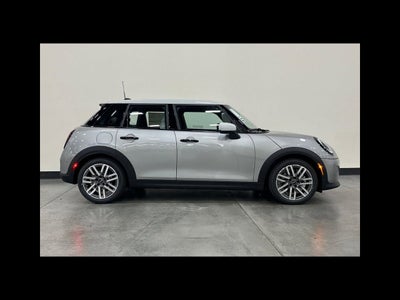 2026 MINI 4 DOOR SIGNATURE PLUS