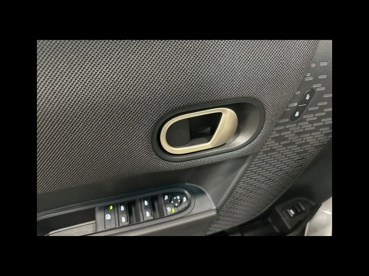 2026 MINI 4 DOOR SIGNATURE PLUS