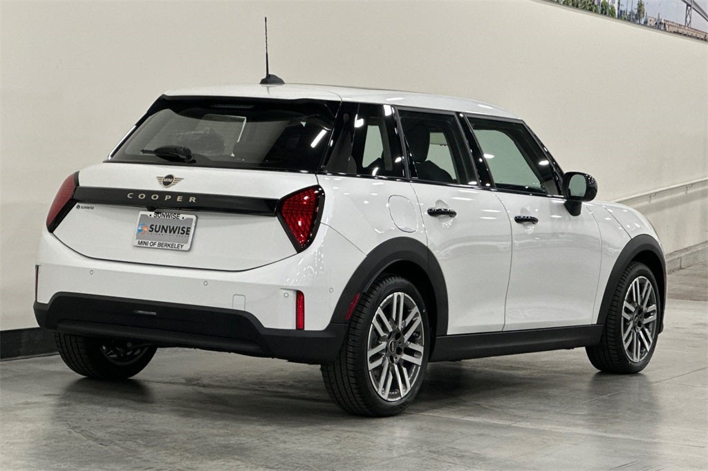 2026 MINI Hardtop 4 Door Cooper