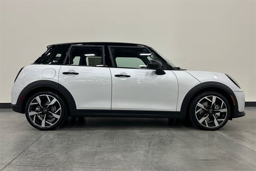 2026 MINI Cooper Oxford Edition