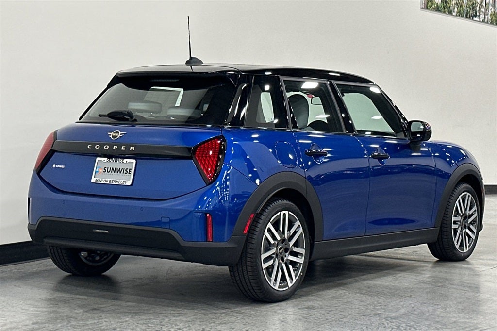 2026 MINI Hardtop 4 Door Cooper