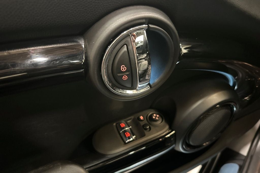 2023 MINI Cooper S Signature