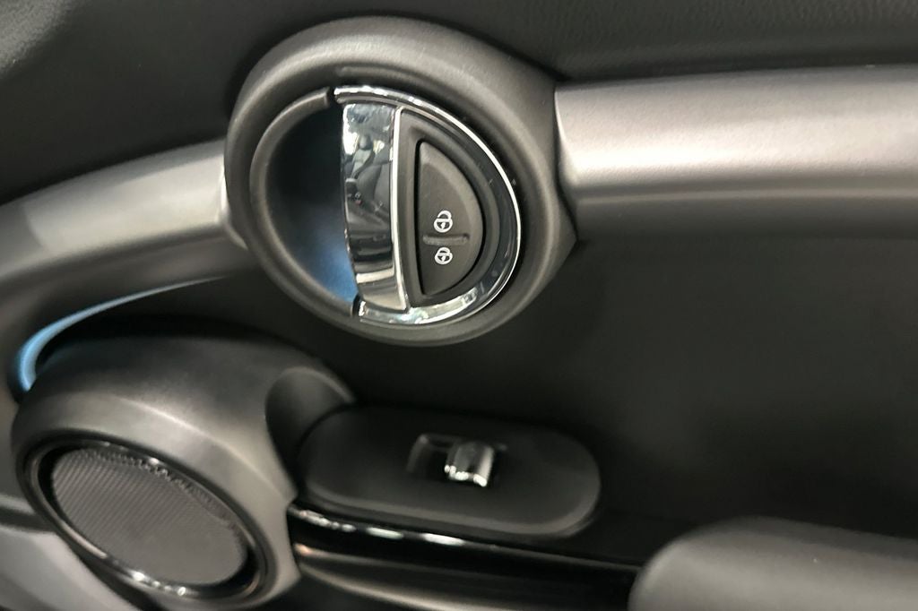 2024 MINI Cooper S Signature