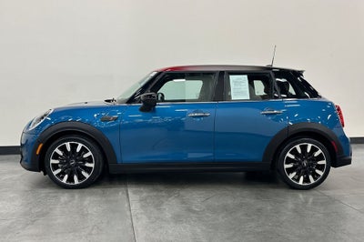 2023 MINI Cooper S Iconic