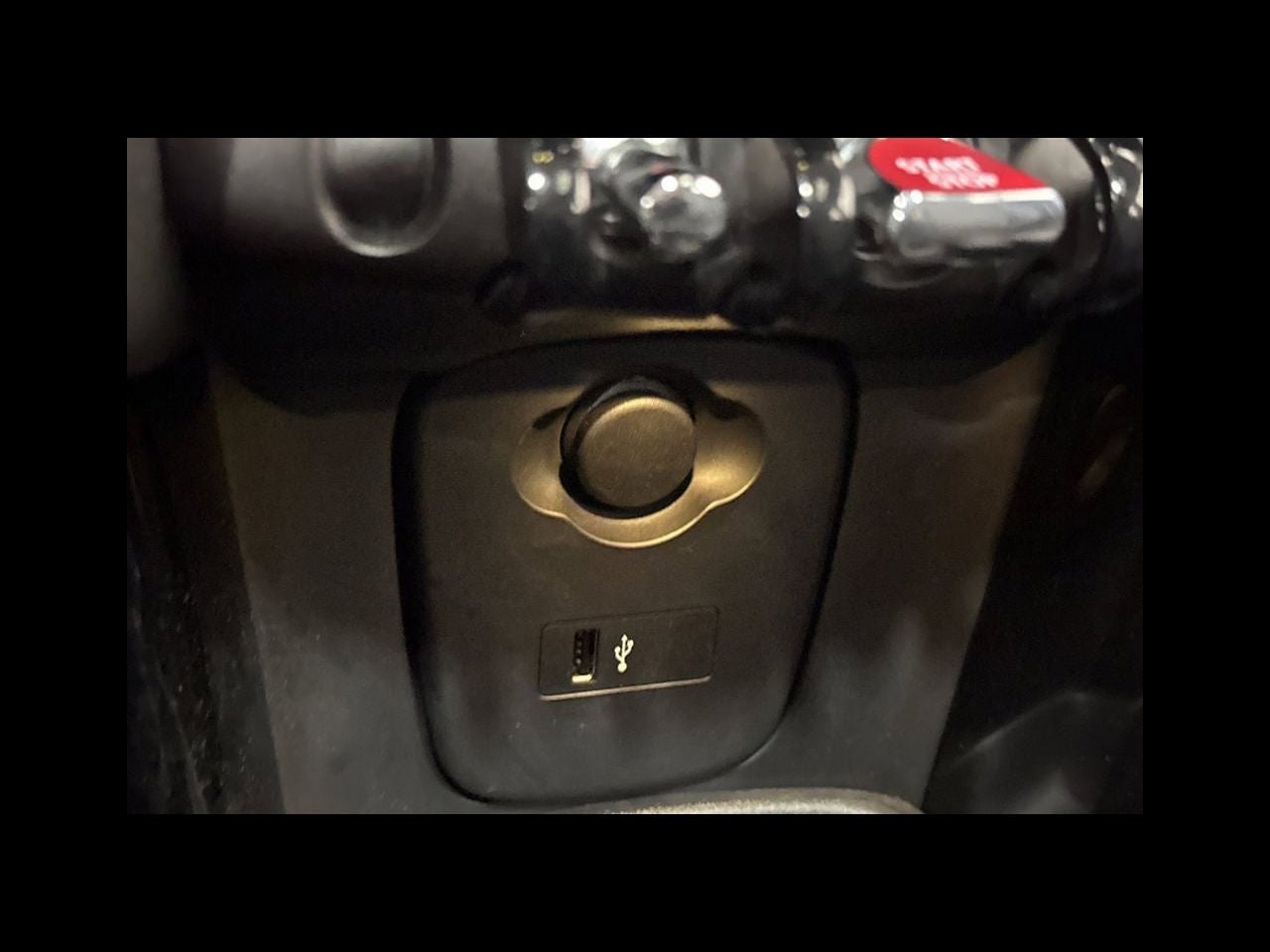 2024 MINI HARDTOP 4 DOOR Signature