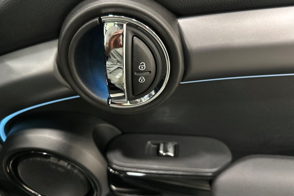 2024 MINI Cooper S Iconic