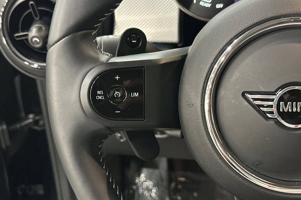 2024 MINI Cooper S Iconic