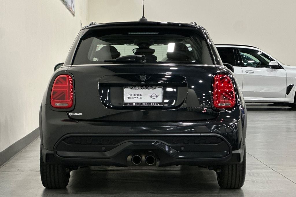 2024 MINI Cooper S Iconic