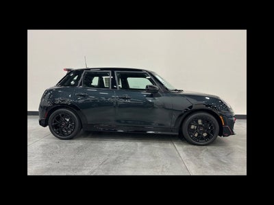 2026 MINI 4 DOOR ICONIC