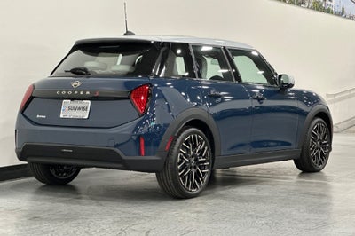 2027 MINI 4 DOOR ICONIC