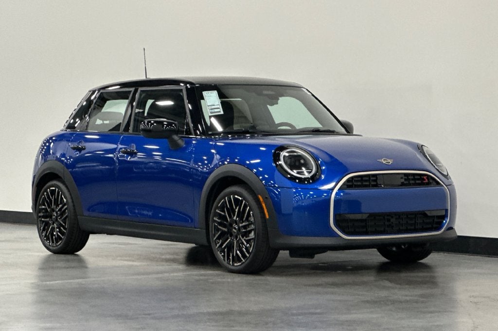 2027 MINI 4 DOOR SIGNATURE PLUS