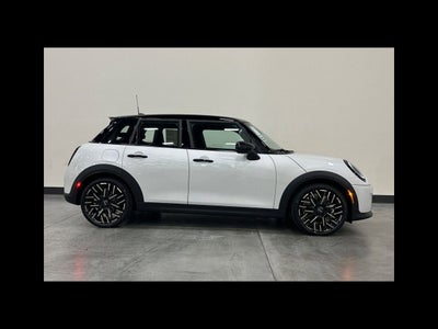 2026 MINI 4 DOOR ICONIC