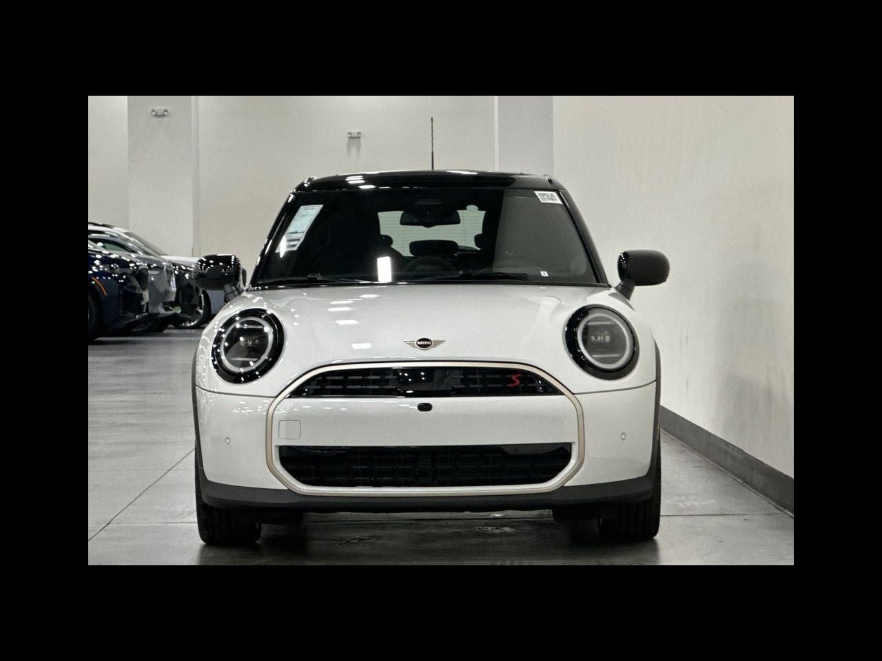 2026 MINI 4 DOOR ICONIC