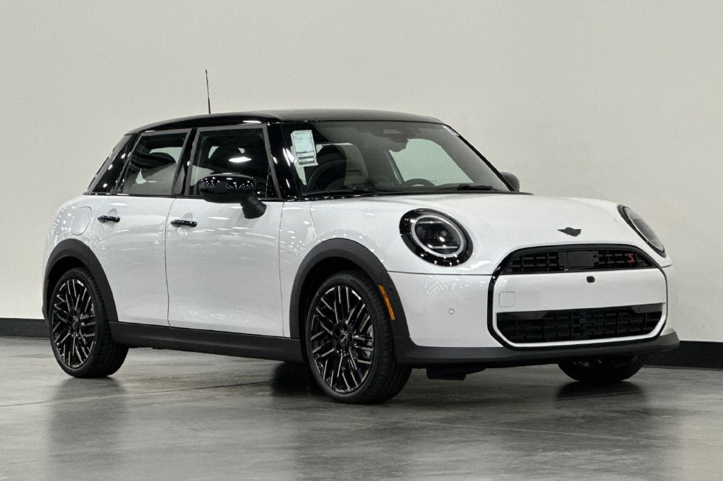2027 MINI 4 DOOR ICONIC