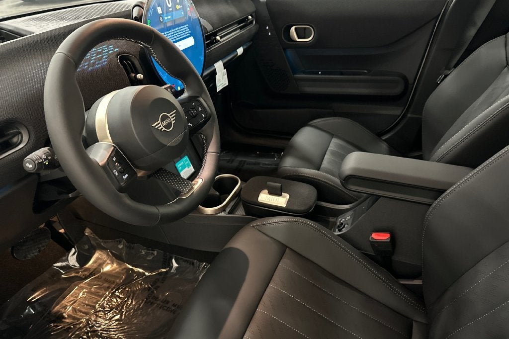 2027 MINI 4 DOOR ICONIC