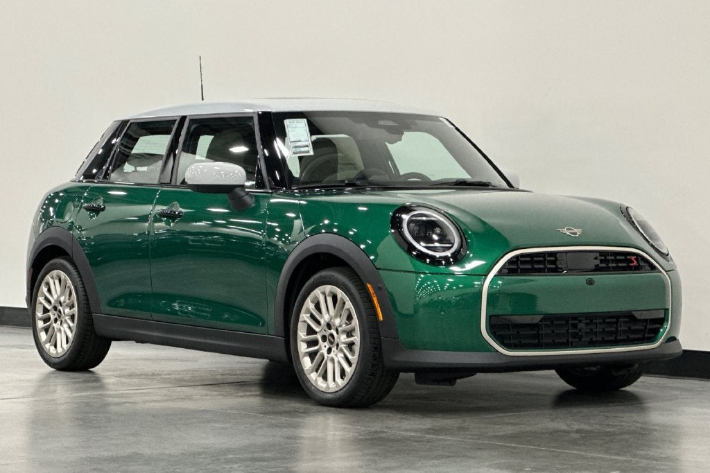 2027 MINI 4 DOOR ICONIC
