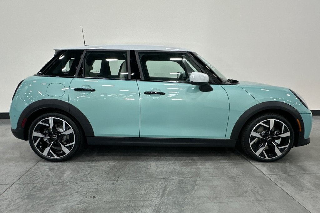 2027 MINI Cooper S Base