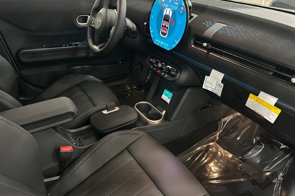 2027 MINI 4 DOOR ICONIC