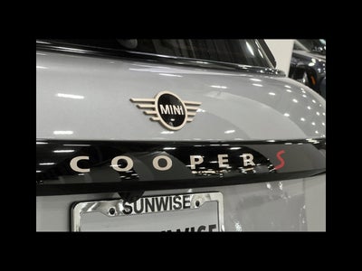 2027 MINI 4 DOOR ICONIC
