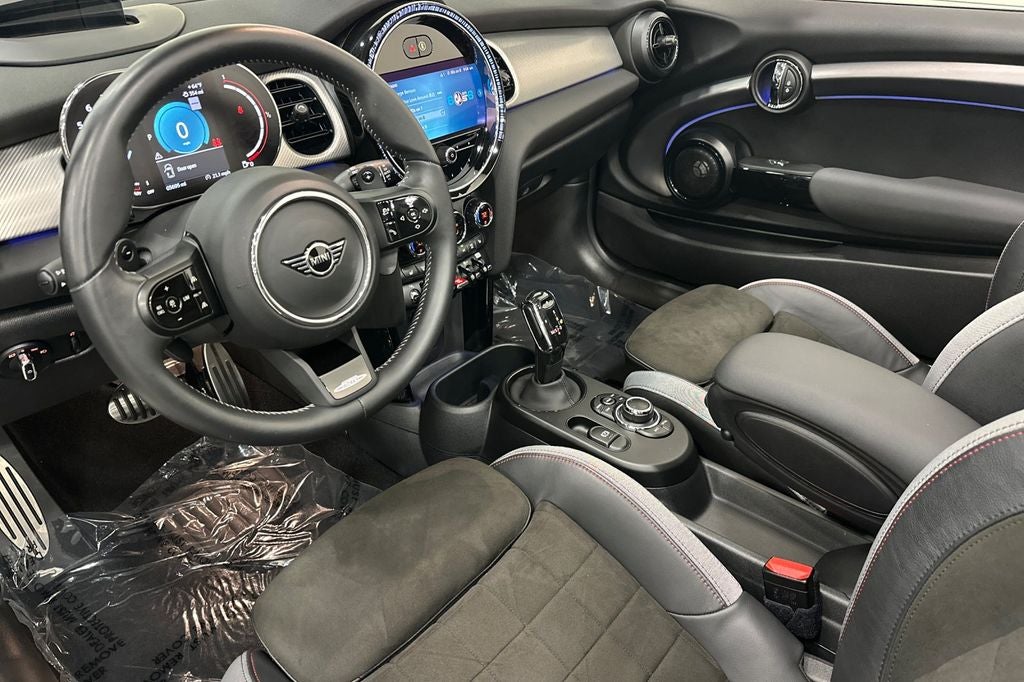 2024 MINI John Cooper Works Iconic