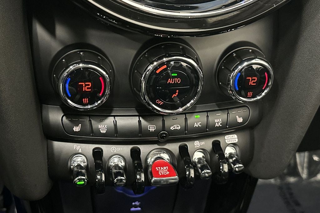 2024 MINI John Cooper Works Iconic