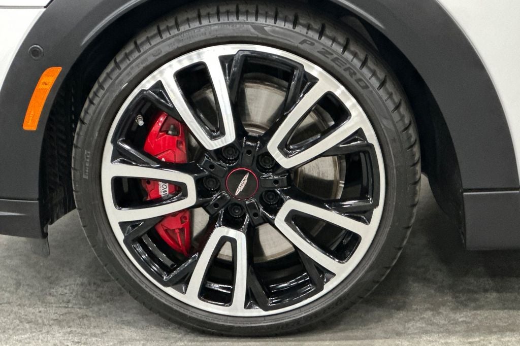 2024 MINI John Cooper Works Iconic
