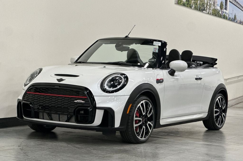 2024 MINI John Cooper Works Iconic