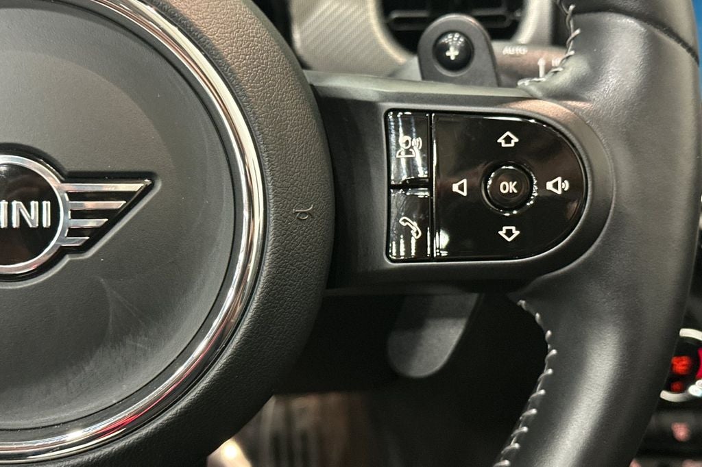 2024 MINI John Cooper Works Iconic