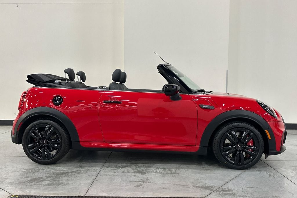 2024 MINI John Cooper Works Iconic