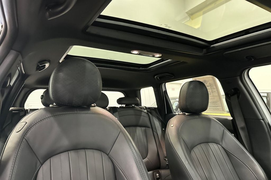 2023 MINI John Cooper Works Clubman