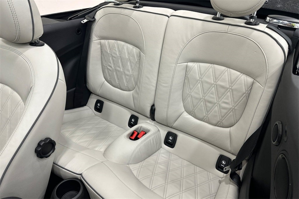 2021 MINI John Cooper Works Iconic