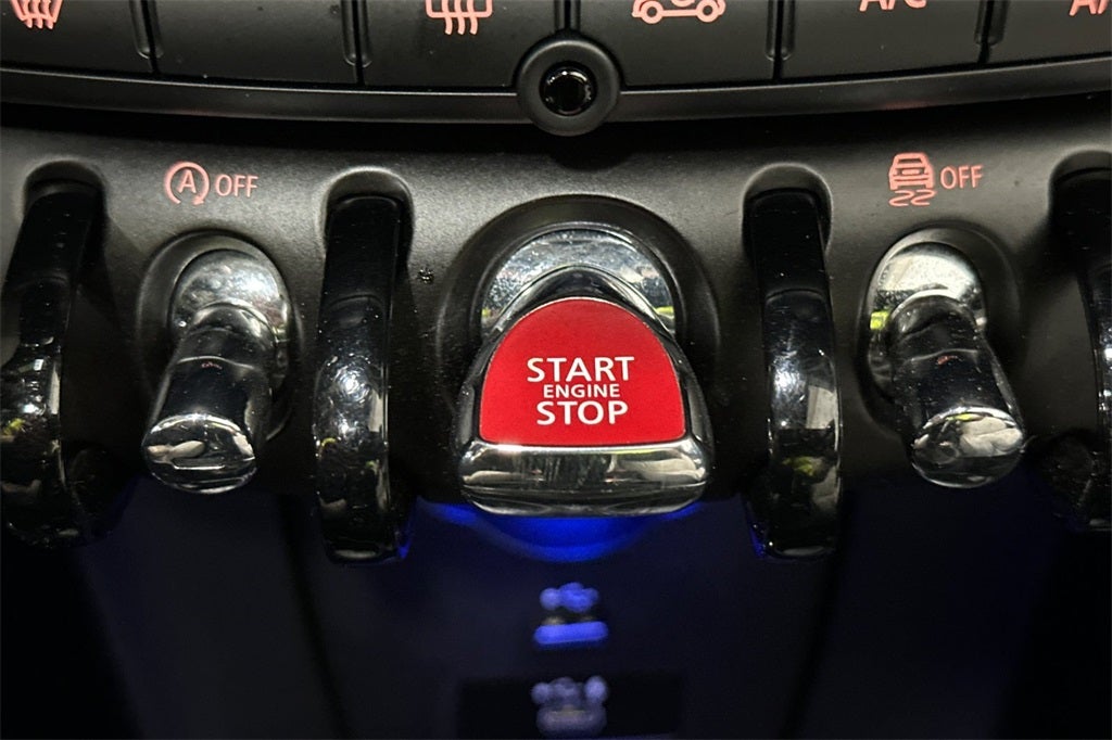 2021 MINI John Cooper Works Iconic