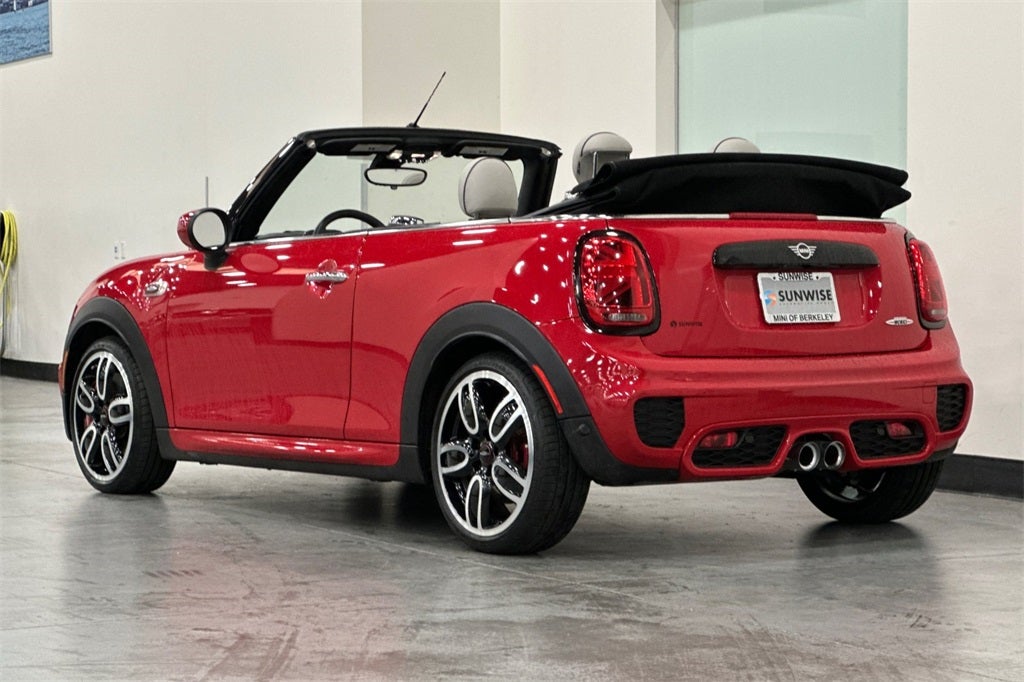 2021 MINI John Cooper Works Iconic