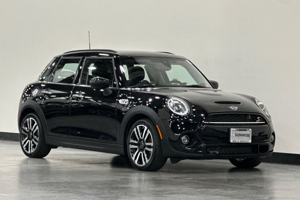 2020 MINI Cooper S Signature
