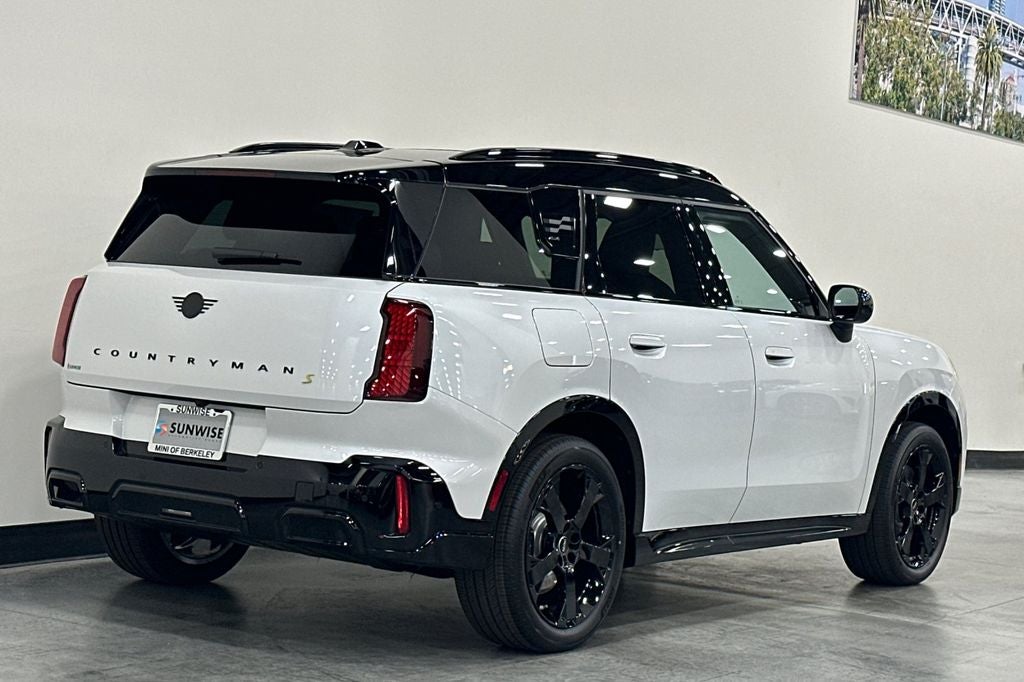 2027 MINI Cooper Countryman Base