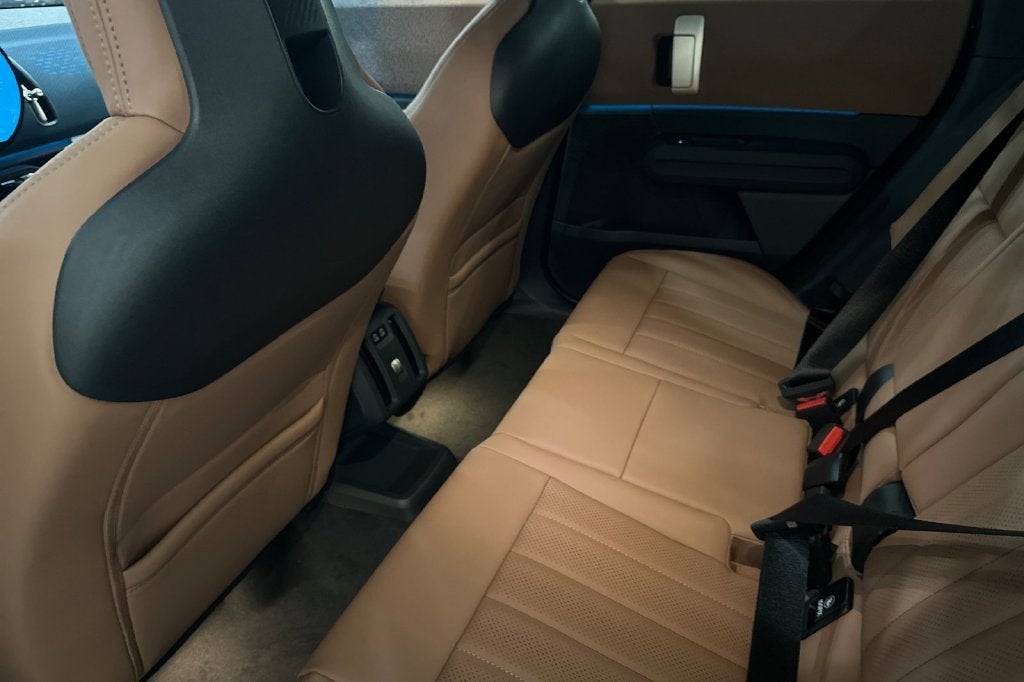 2027 MINI COUNTRYMAN ICONIC