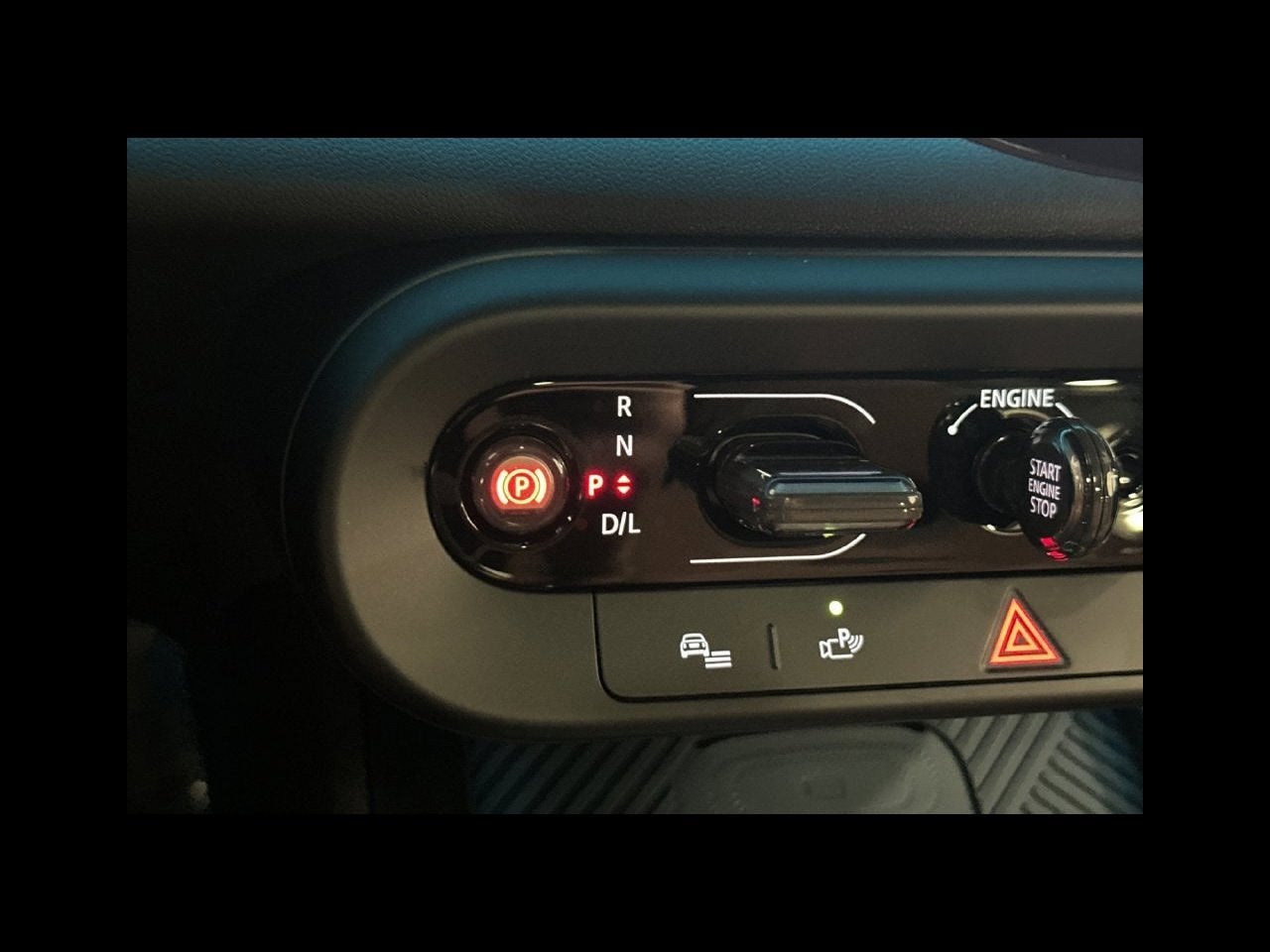 2027 MINI COUNTRYMAN ICONIC