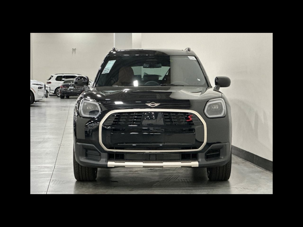 2027 MINI COUNTRYMAN ICONIC