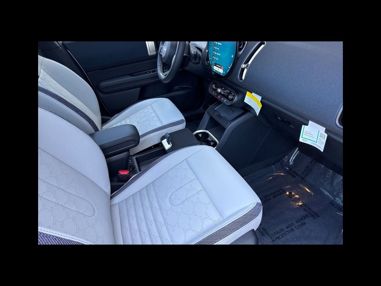 2027 MINI COUNTRYMAN SIGNATURE PLUS